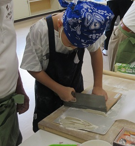 16. 親子でそば打ち体験　☆終了しました☆